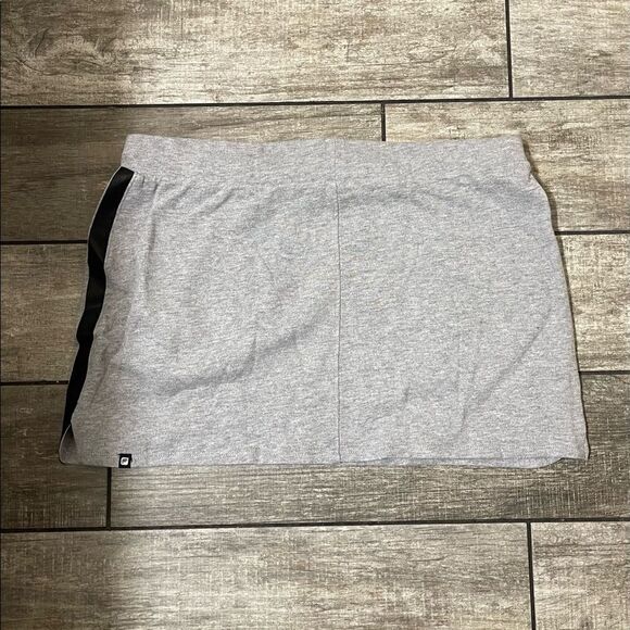 Fabletics Amara Skirt - Picture 5 of 6